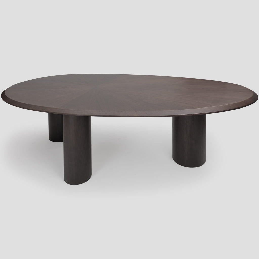 Mercado oval dining table, walnut veneer
